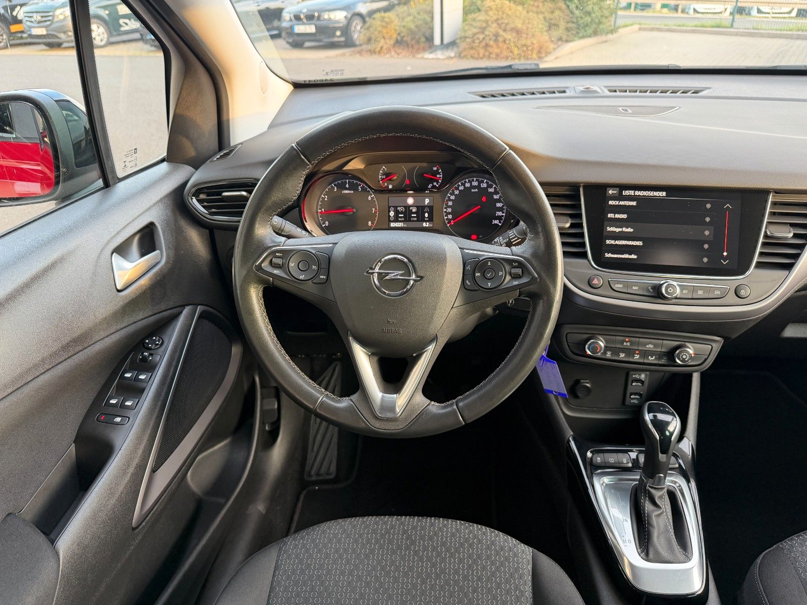Fahrzeugabbildung Opel Crossland (X) 1,2 Turbo Edition S/S+PDC+NAVI