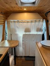 Mercedes-Benz Sprinter Camper Van - Mercedes-Benz Va