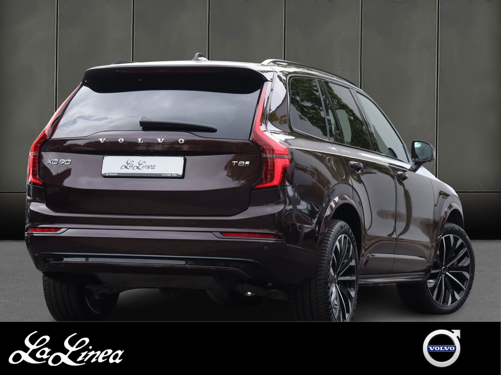 Volvo XC90 T8 AWD Plus Dark Reskin NP:95.590,-//PANO/H imagem 2