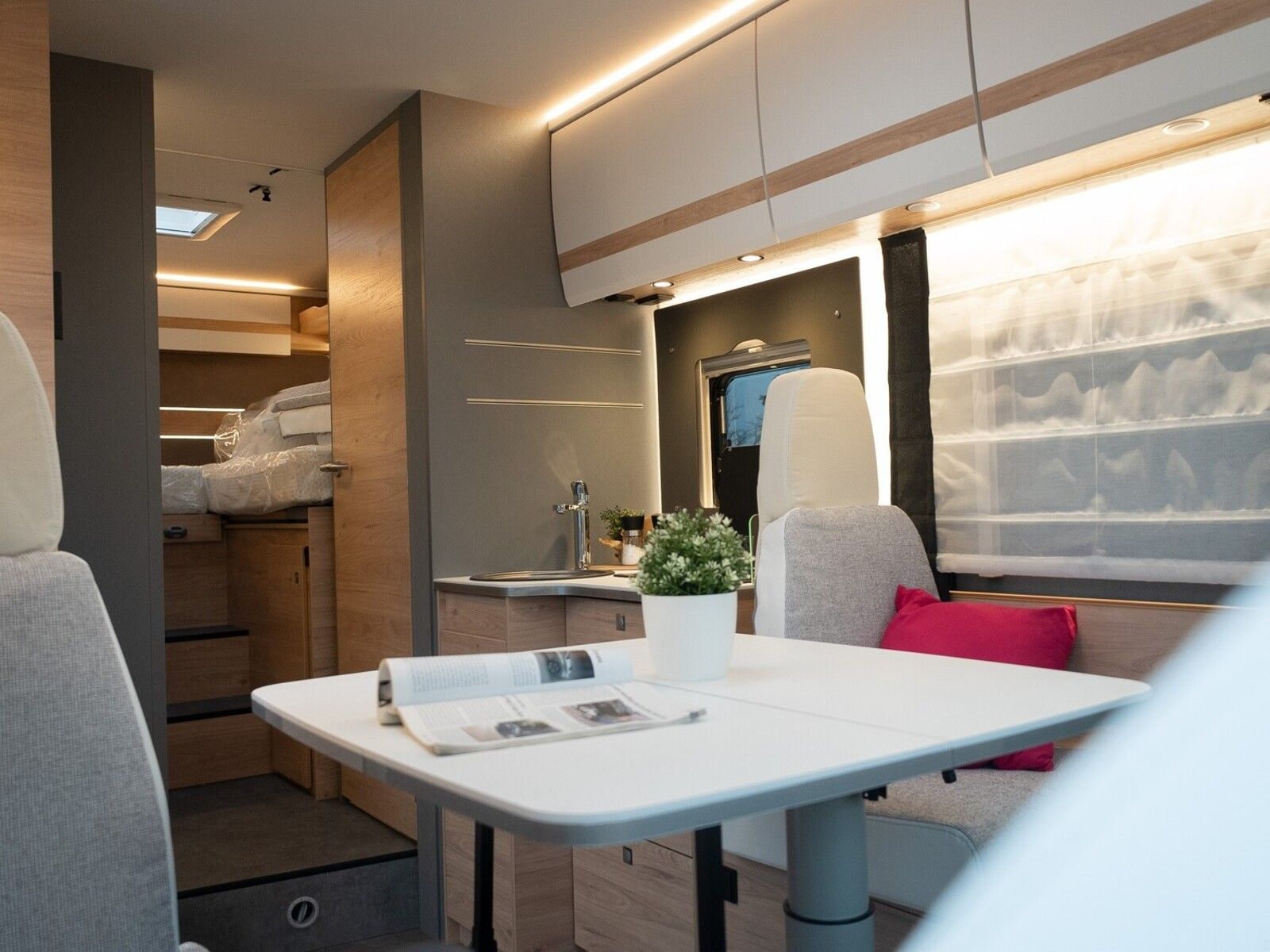 Fahrzeugabbildung Dethleffs Just Camp Active T 7052 EBL ACC*Navi*Kamera*uvm