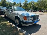 Mercedes-Benz CABRIO CE 24V 300 H-KENNZEICHEN - weiße Mercedes-Benz CE-Klasse