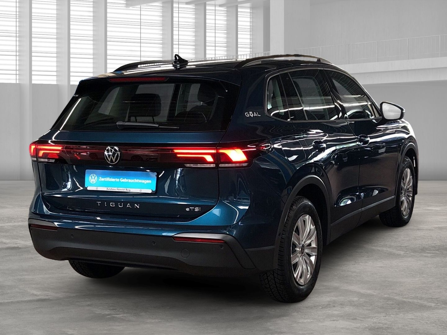 Volkswagen Tiguan Life GOAL 1.5 eTSI DSG AHK-klappbar Navi foto 3