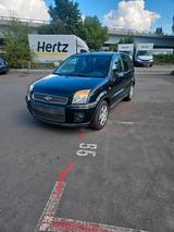 Ford Fusion + Plus - Ford Fusion: Plus