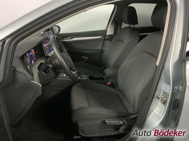 Volkswagen Golf 1.5 eTSI DSG Life Garantie b.12.3.30  Navi