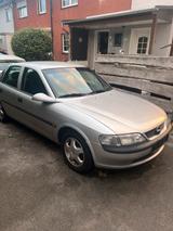 Opel Vectra 1.6 Benzin - Opel Vectra in Leverkusen