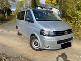 Volkswagen T5 Multivan, AHK, Standheizung - silberne Volkswagen T5 Multivan