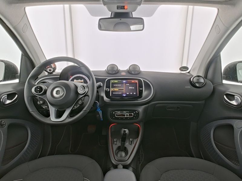 Fahrzeugabbildung Smart smart EQ fortwo Exclusive*Pano*LED*Kamera*22kW*