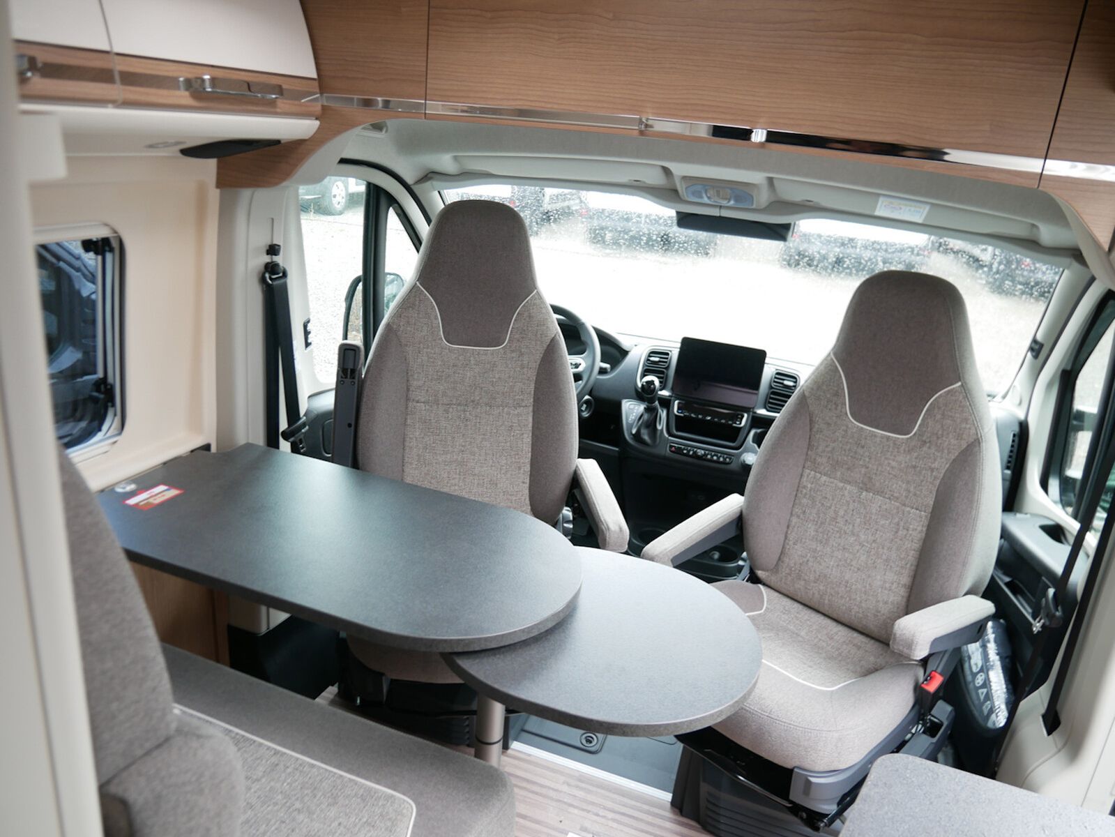 Fahrzeugabbildung Malibu Van compact 540 DB Fiat, 180 PS mit Aufstelldach