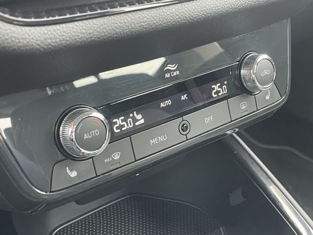 Skoda Fabia IV 1.0 TSI Ambition LED PDC SHZ ALU