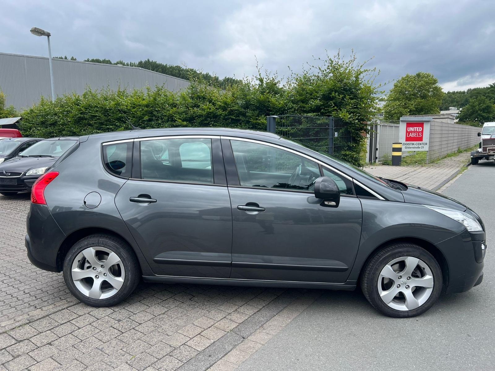 Peugeot 3008 Premium, Pano, Navi,