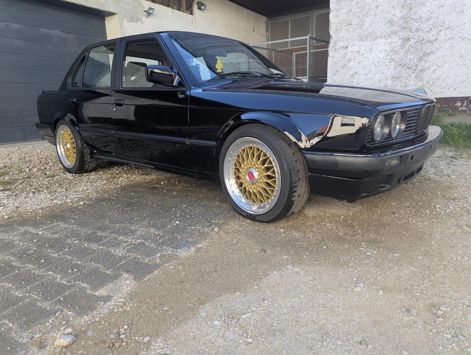 BMW E30*4türer*318is*M52B25*H&R*M50*Fächer*UNFALL*