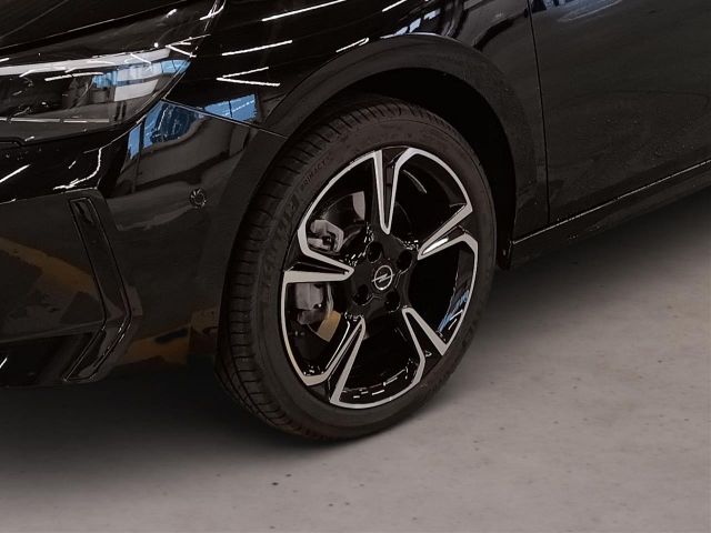 Corsa F GS