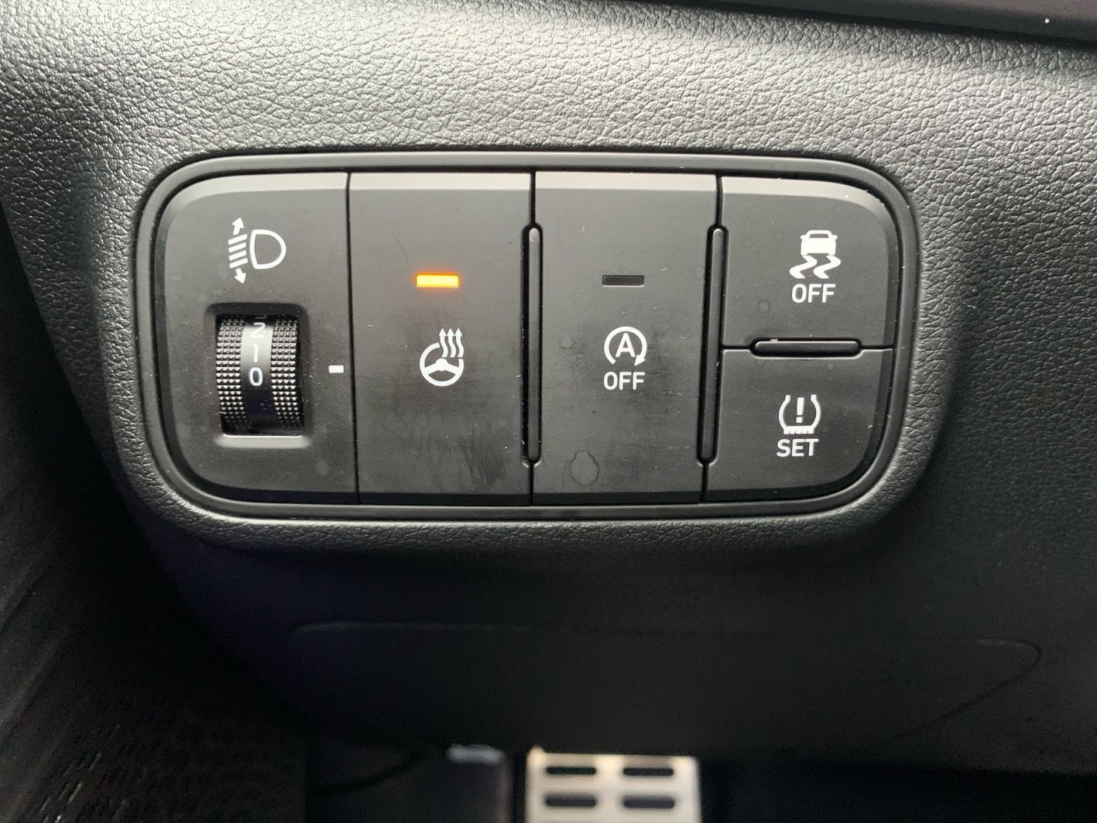 Fahrzeugabbildung Hyundai BAYON 1.0 T-GDI 7-DCT Trend Komfort Navi