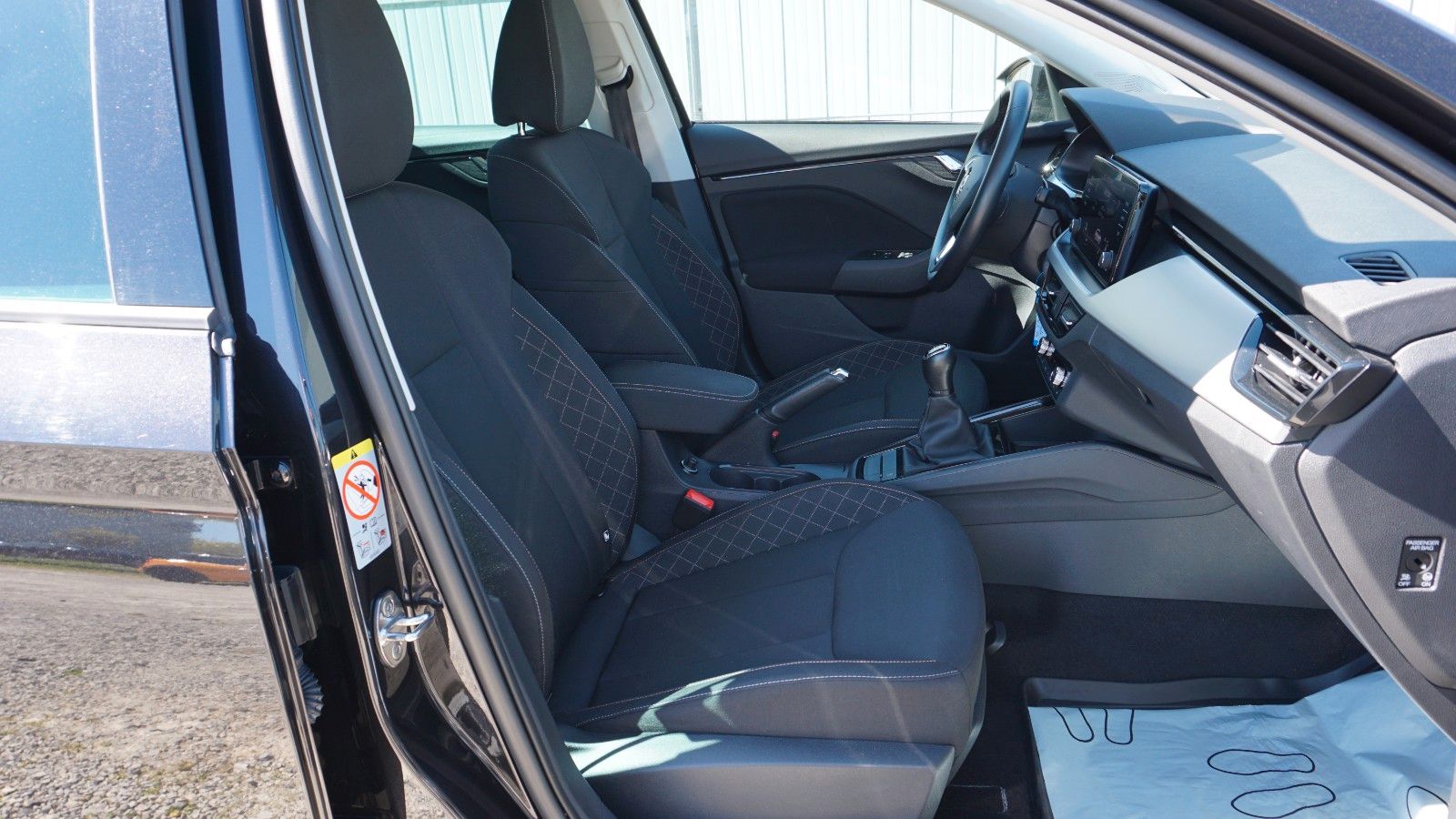 Fahrzeugabbildung SKODA Scala Ambition, Kamera, Navi, CarPlay, AHK