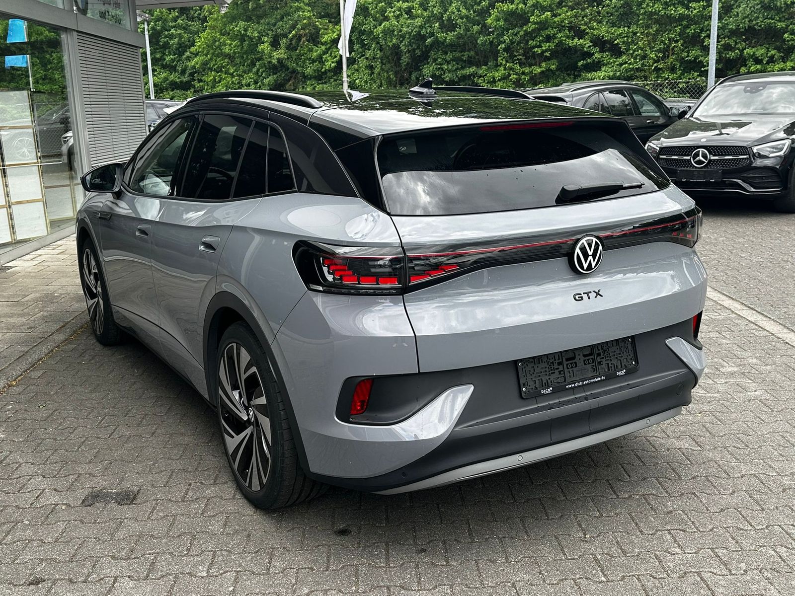Fahrzeugabbildung Volkswagen ID.4 GTX 82kWh 4M VIRTU+NAVI+MATRIX+SHZ+PDC+21"