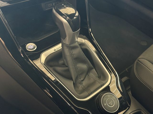 T-Roc R-Line 4Motion Sportpaket StandHZG Navi LE