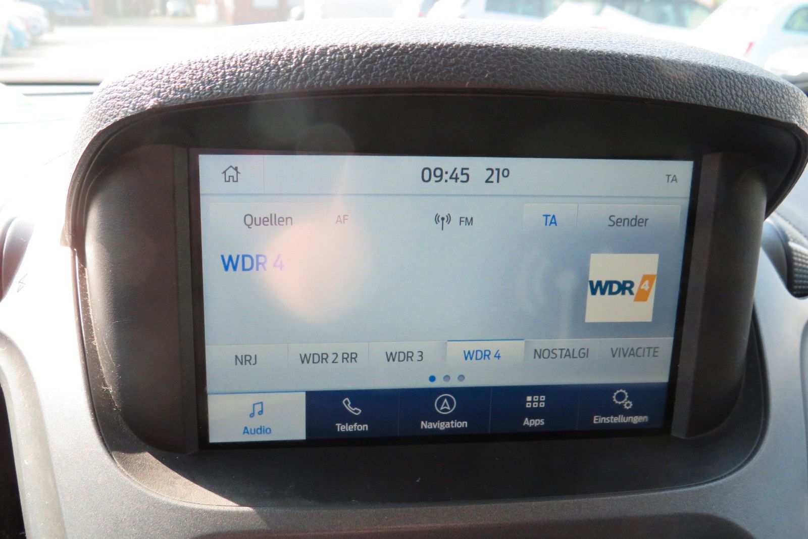 Fahrzeugabbildung Ford Transit Courier TREND NAVI SCHECKHEFT 1.HD