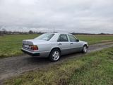 Mercedes-Benz Mercedes W124 250d Oldtimer - Mercedes-Benz 250: W124 250d
