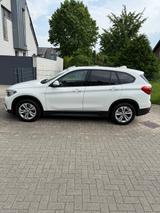 BMW X1 sDrive20i Advantage Steptronic DCT Advantage - BMW X1 in Mönchengladbach
