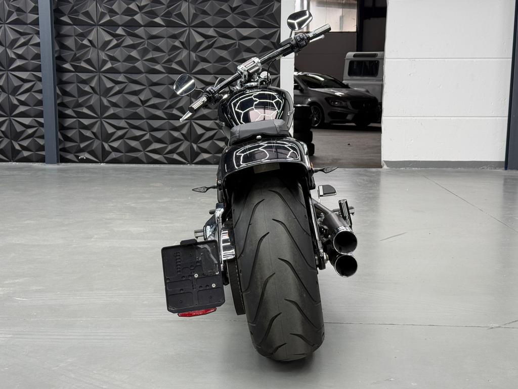 Harley-Davidson Breakout 114, Foto 10 von 24