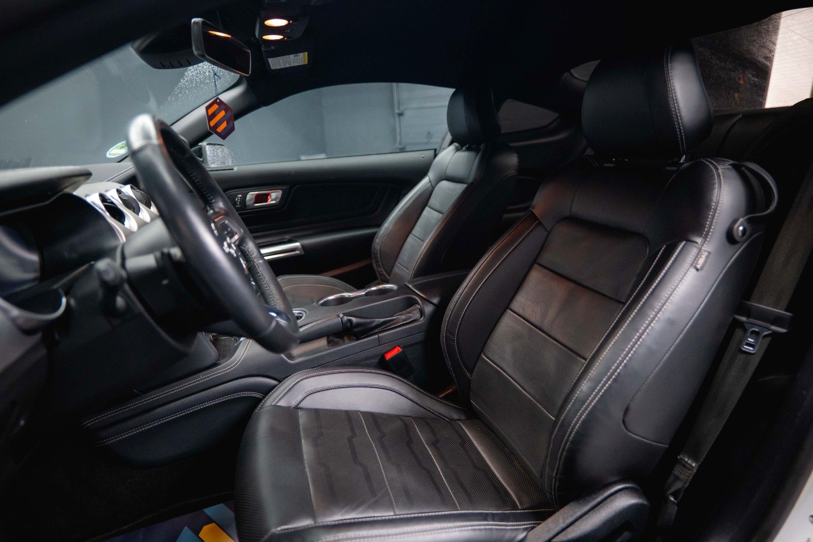 Fahrzeugabbildung Ford Mustang Shelby GT 500 5.0 V8 PREMIUM *ACC*LED*