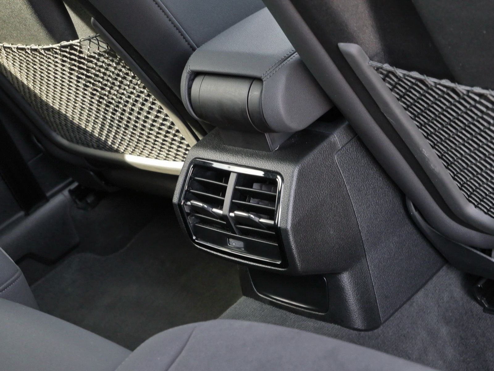 Audi Q3 - Bild 17