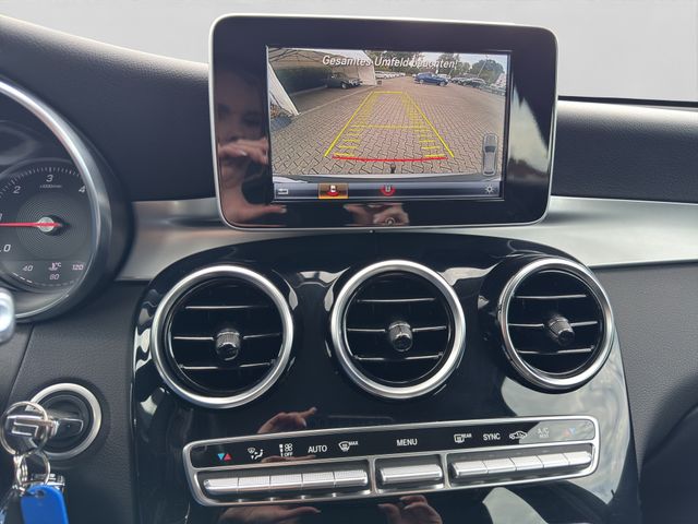 Fahrzeugabbildung Mercedes-Benz GLC 220d 4Matic+LED+Distronic+Kamera+AHK