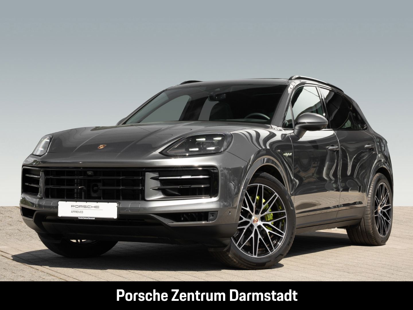 Porsche Cayenne - 1