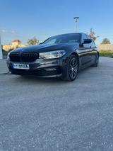 BMW 540i xDrive Sport Line Scheckheft Head Up  - BMW 540 von privat