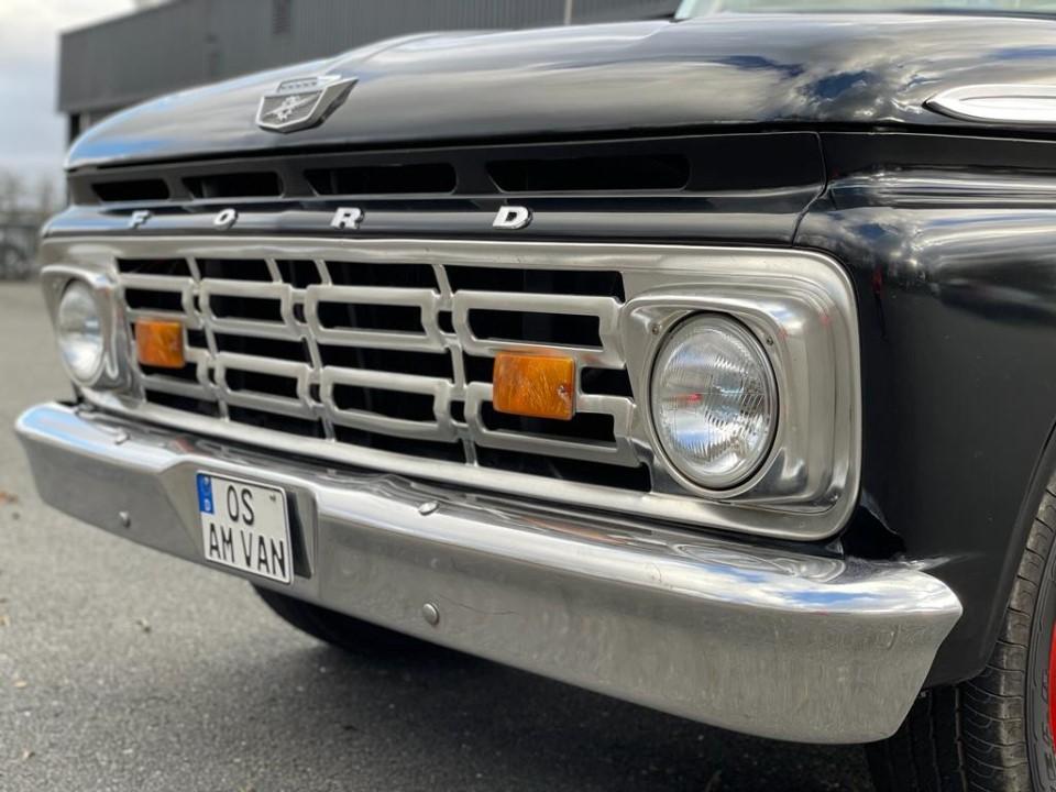 Ford F 100