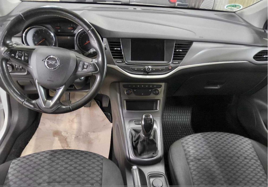Fahrzeugabbildung Opel Astra K ST 1.2 Turbo LED/SHZ/DAB/TEMP/MFL/PDC/8F
