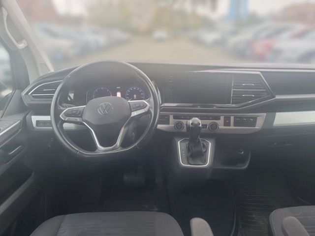 Fahrzeugabbildung Volkswagen Multivan T6.1 2.0 TDI DSG 4Motion Comfortline AH