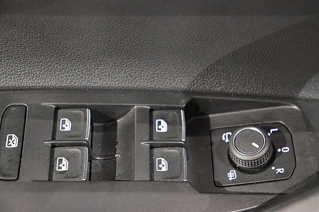 Polo GOAL 1.0 TSI DSG ACC LED AHK KAMERA NAVI PD
