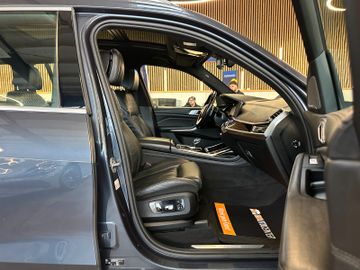 BMW X7 xDrive 30 d Design Pure Excellence *2. Hand*