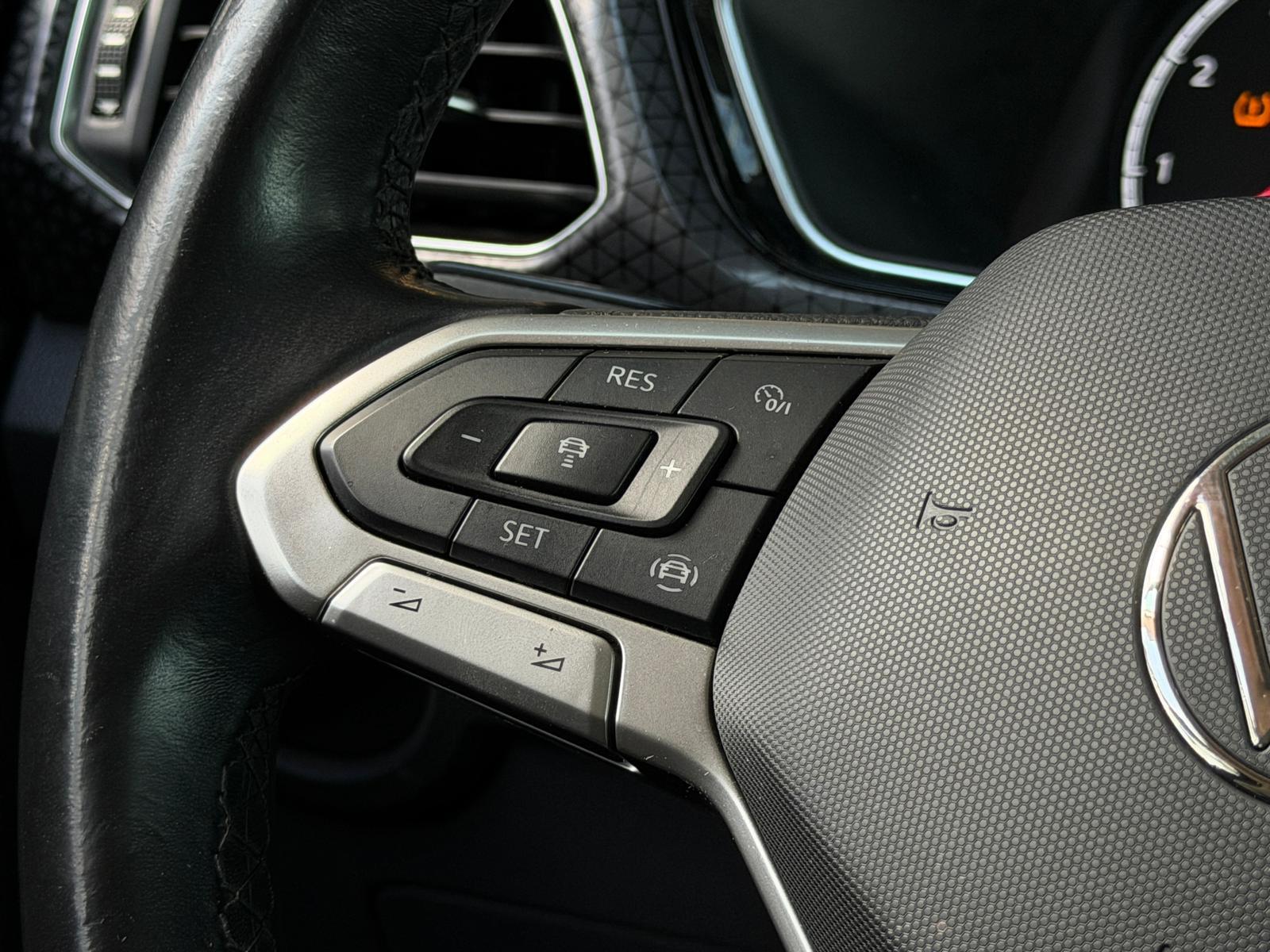 Volkswagen T-Cross Style R-Line Klima/Navi/KAM/PDC/APPLECAR, миниатюра 18