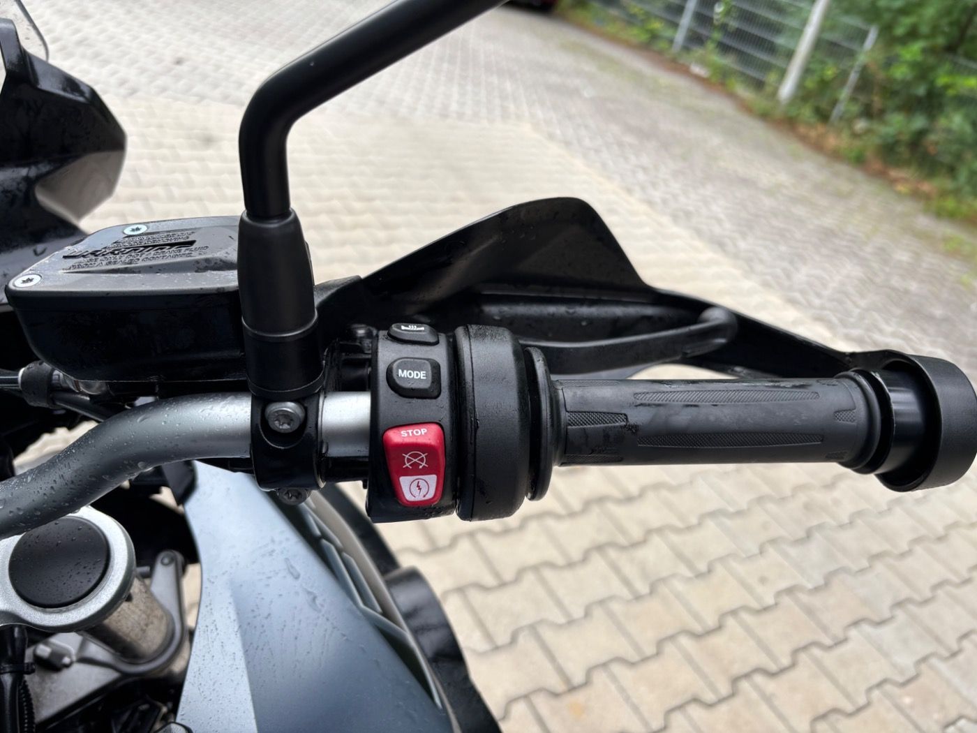 Fahrzeugabbildung BMW K 1200 R