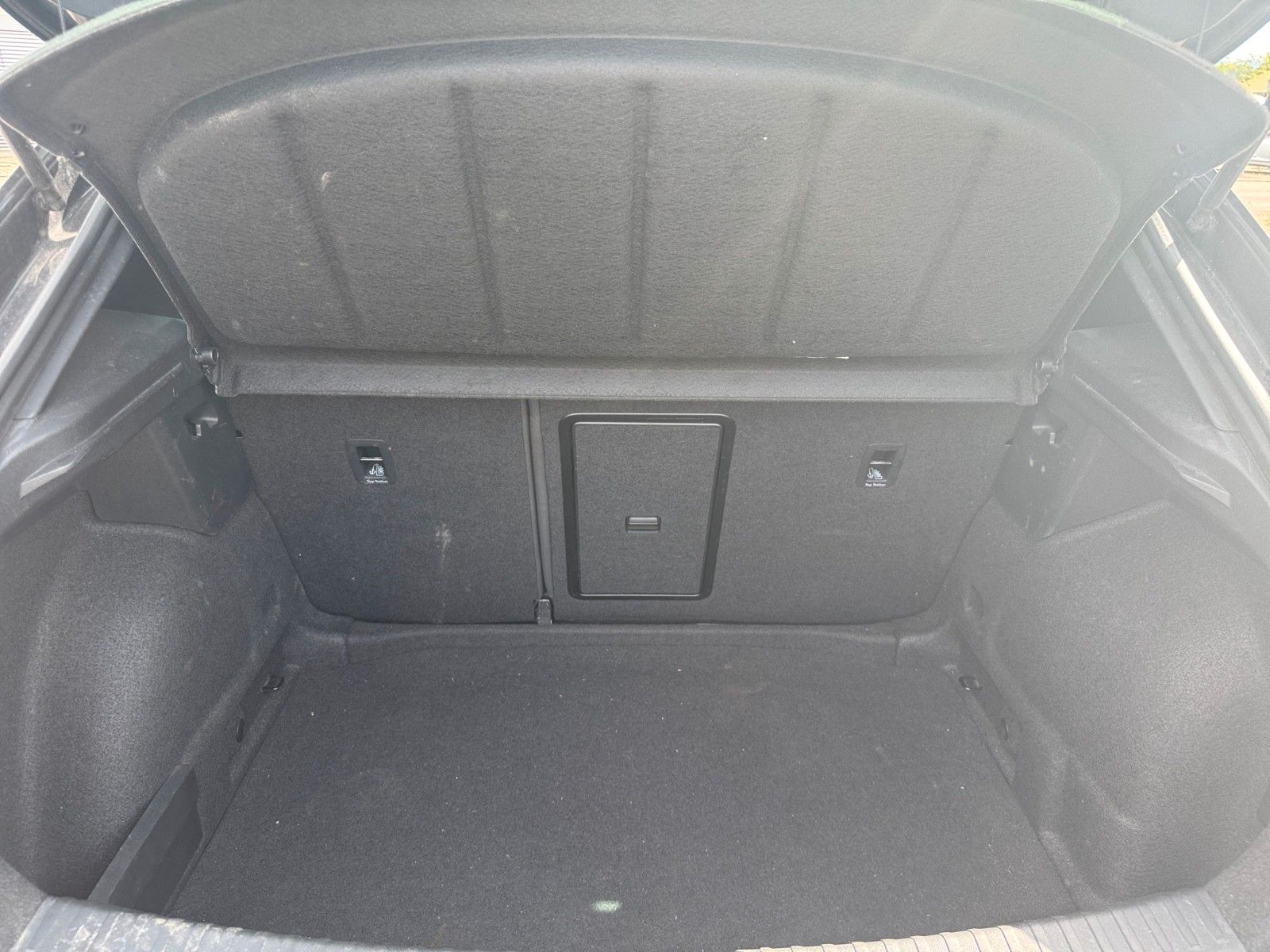 Fahrzeugabbildung CUPRA Leon 2.0 TSI