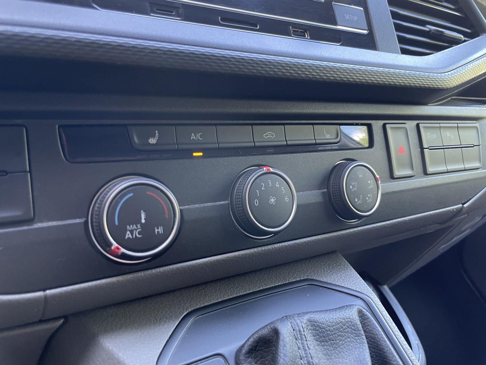 Volkswagen T6 Transporter DSG Sitzheizung PDC Klimaautomati, миниатюра 17