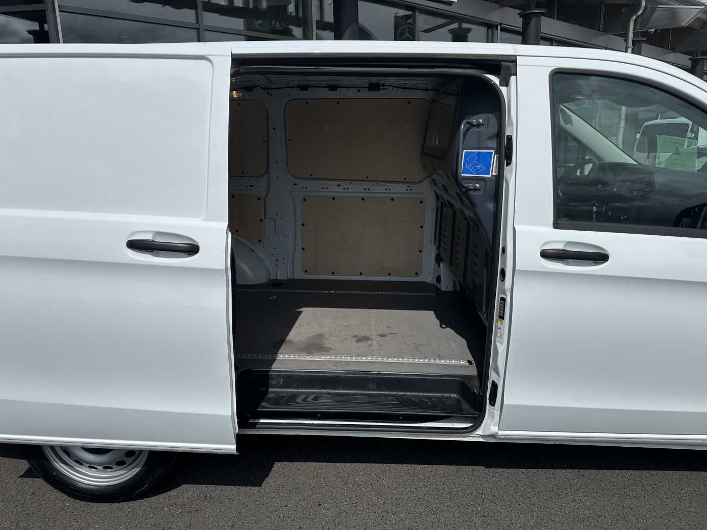 Fahrzeugabbildung Mercedes-Benz eVito 112 Klima Kamera Navi SHZ Tempomat