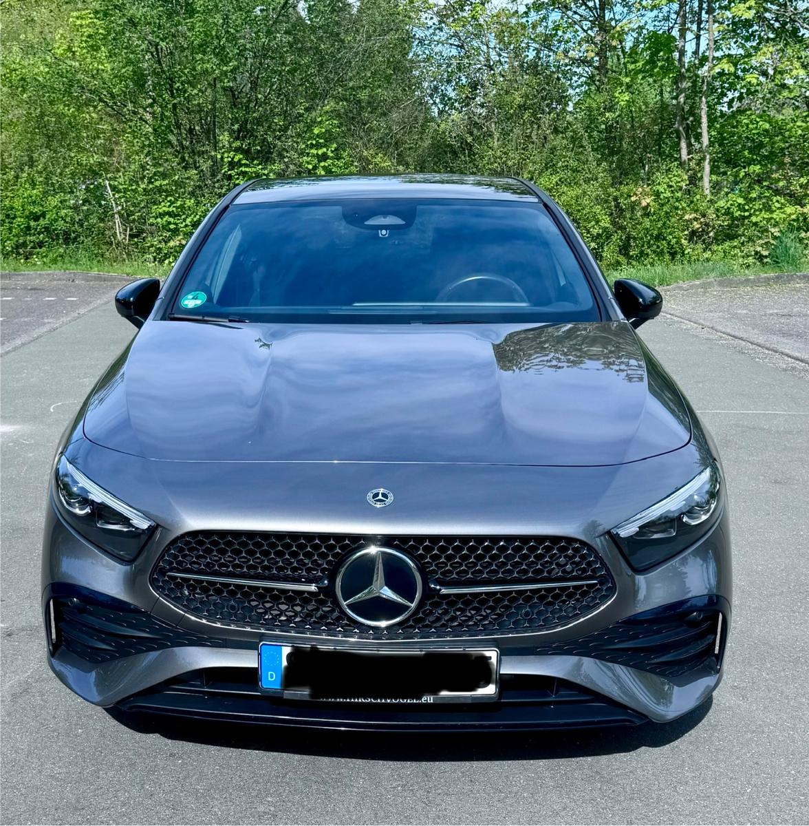 Mercedes-Benz A 250 4MATIC /AMG / MultiBeam/ Garantie 