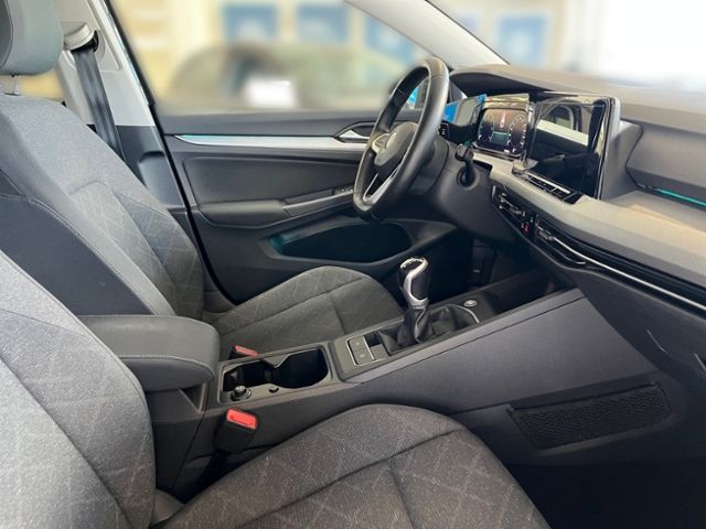 Fahrzeugabbildung Volkswagen Golf Variant 2.0 TDI Life LED NAVI SIDE ASSIST S