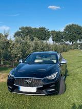 Infiniti Q30 2.2d DCT AWD Premium Tech Gallery White ... - Infiniti Q30 Gebrauchtwagen