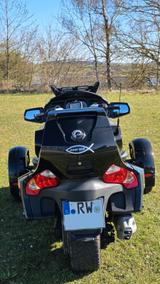 Can-Am Spyder  RT - Can-Am Quad
