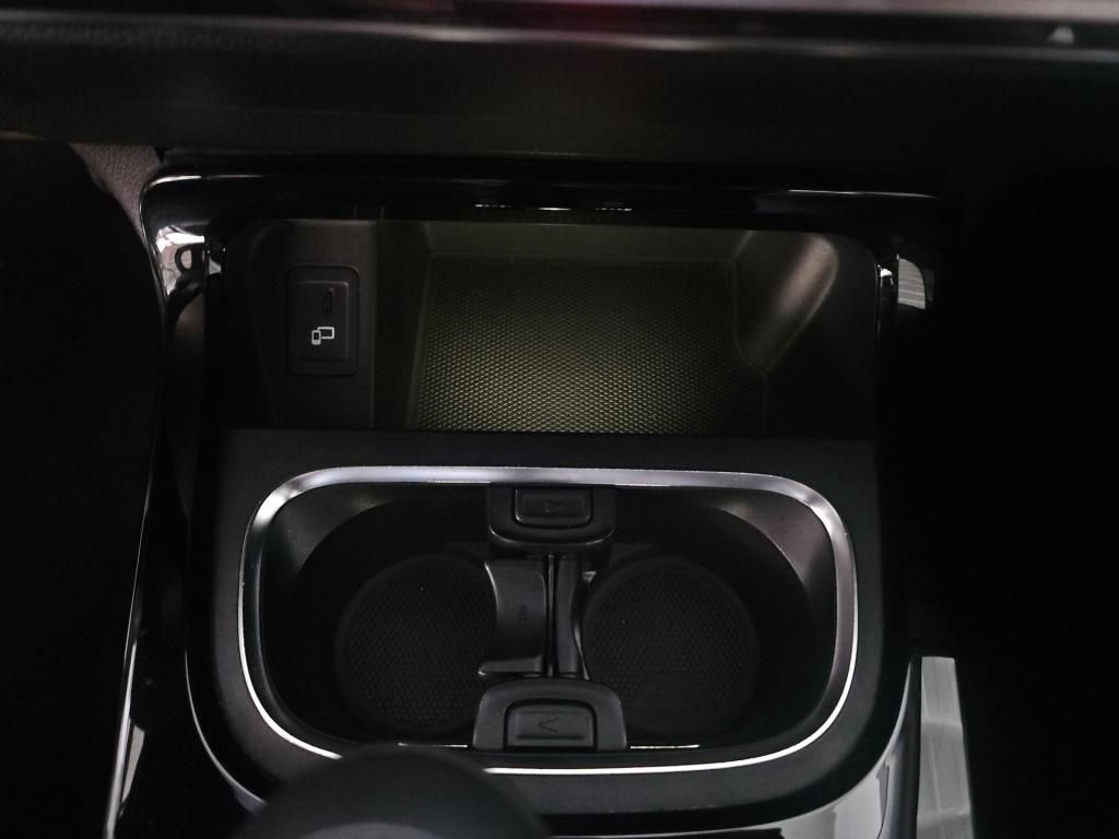 Fahrzeugabbildung Mercedes-Benz B 200 Style Multibeam Totwi. Parkpilot KeylessGO