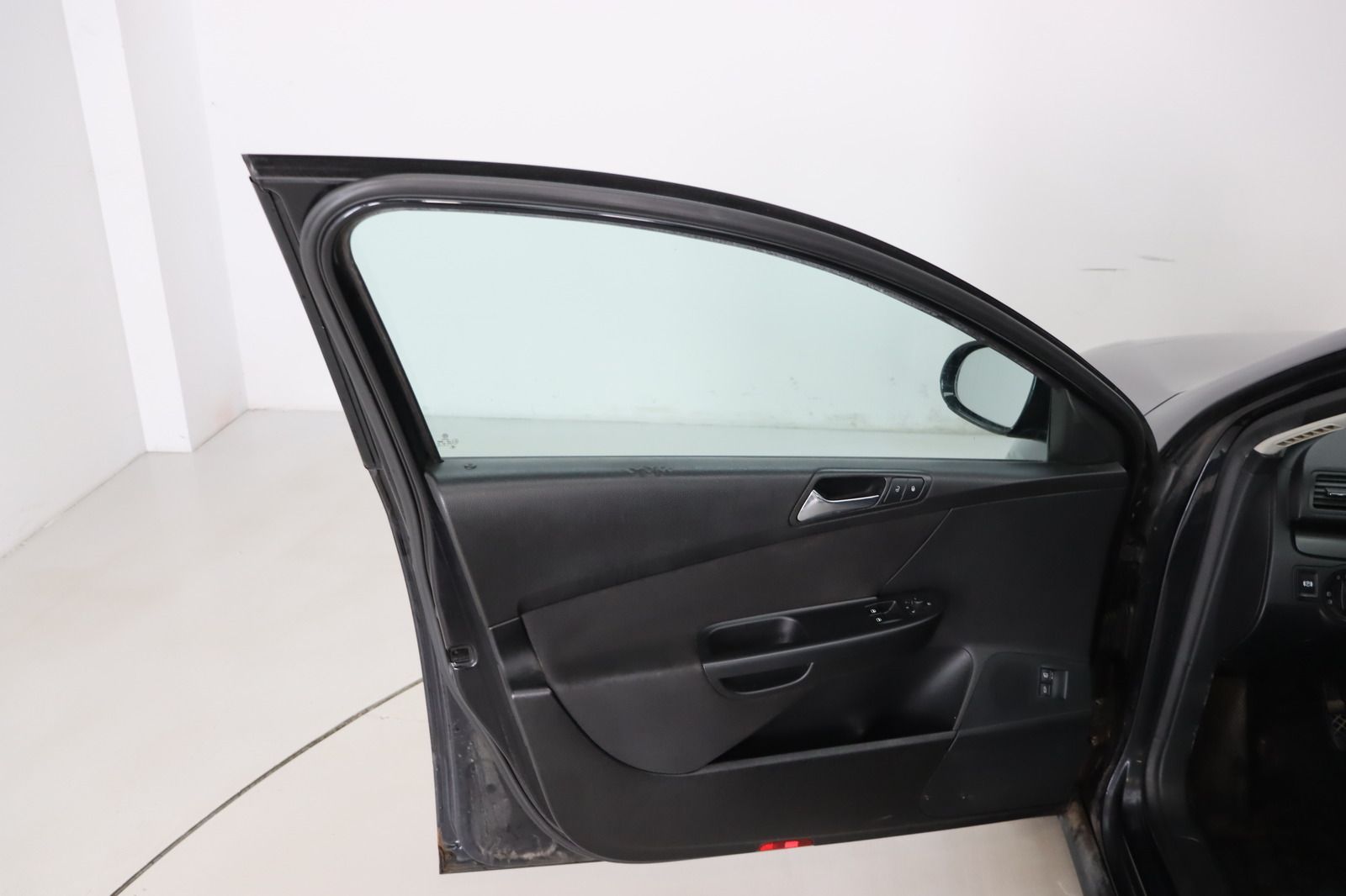 Fahrzeugabbildung Volkswagen Passat Variant 2.0 TDI DPF Trendline