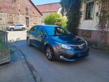 Toyota Avensis Combi 2,2-l-D-CAT Executive Executive - Toyota Avensis: Limousine, Combi