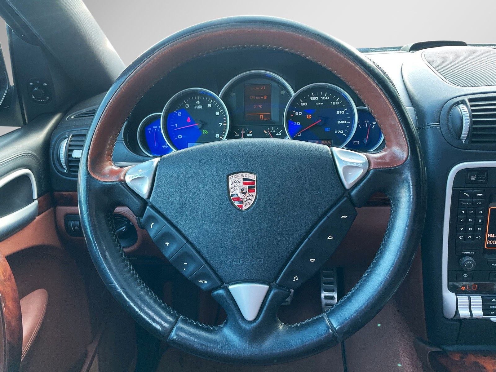 Fahrzeugabbildung Porsche Cayenne S *BOSE*Pano*Sport Auspuff*Allrad*AHK
