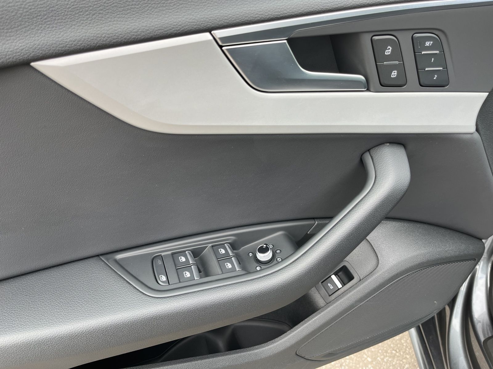 Audi A4 - Bild 14