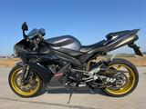 Yamaha YZF-R1 RN12 2005 - Angebote