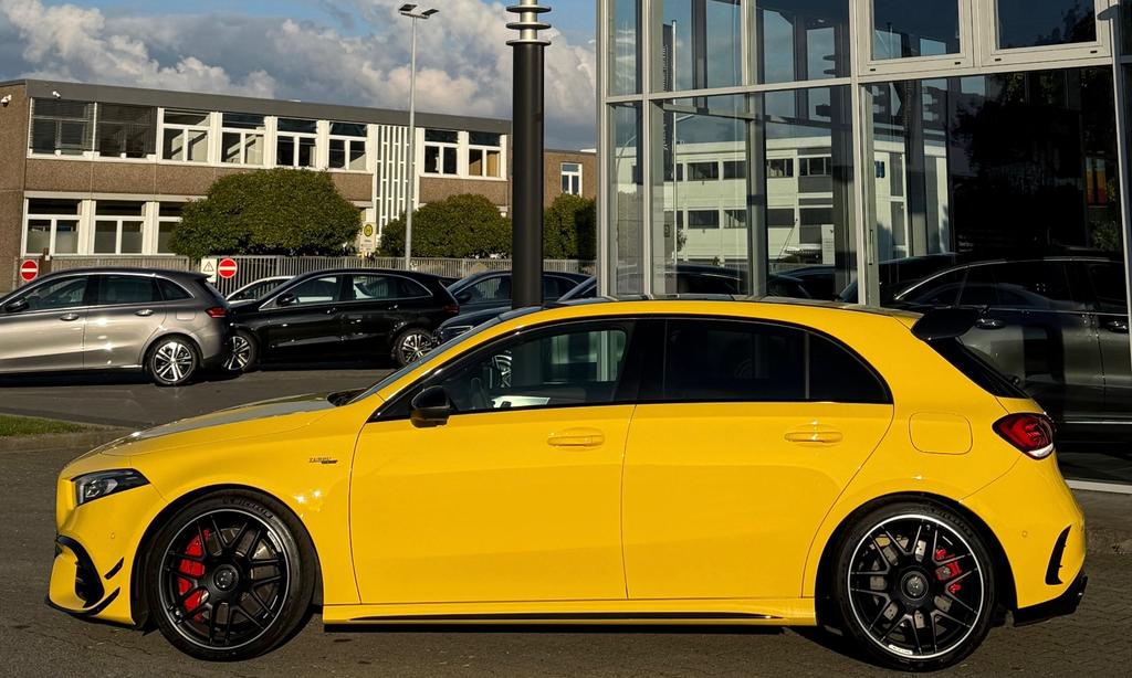 Mercedes-Benz A 45 AMG